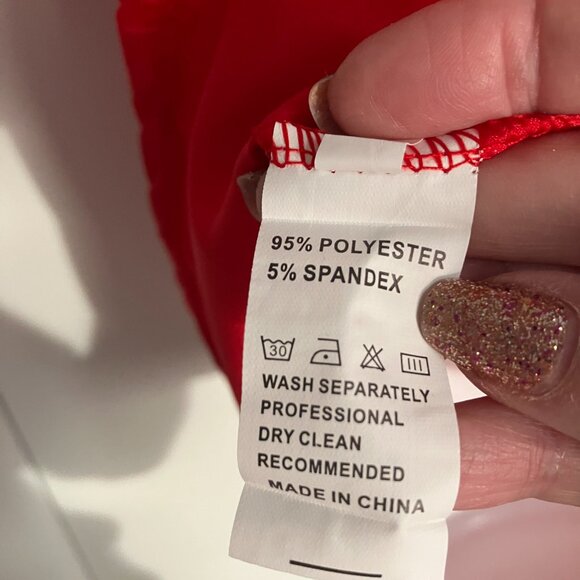 Elegant Cowl Neck Red Sleeveless Blouse with Ruched Detail XL NEW - Picture 7 of 7